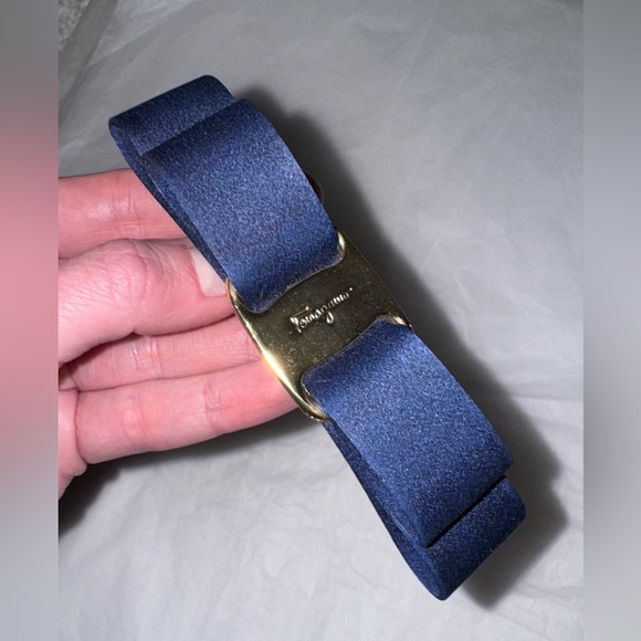 AUTHENTIC Ferragamo VINTAGE Vara Blue Bow Hair Clip Barrette main image 6